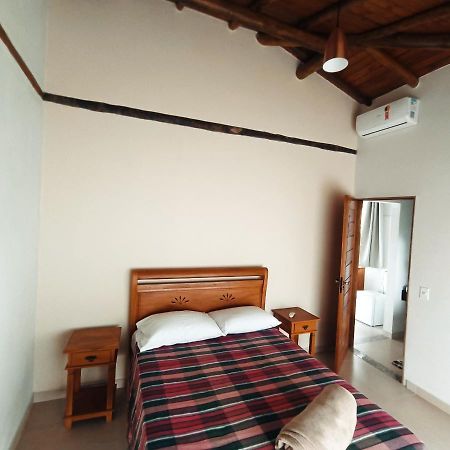 Locacao Ilhabela -Chales Do Ademir Apartment Exterior photo